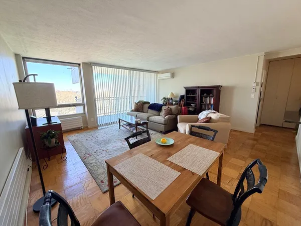 $3,400 | 60 Babcock Street, Unit 86, Brookline, MA 02446