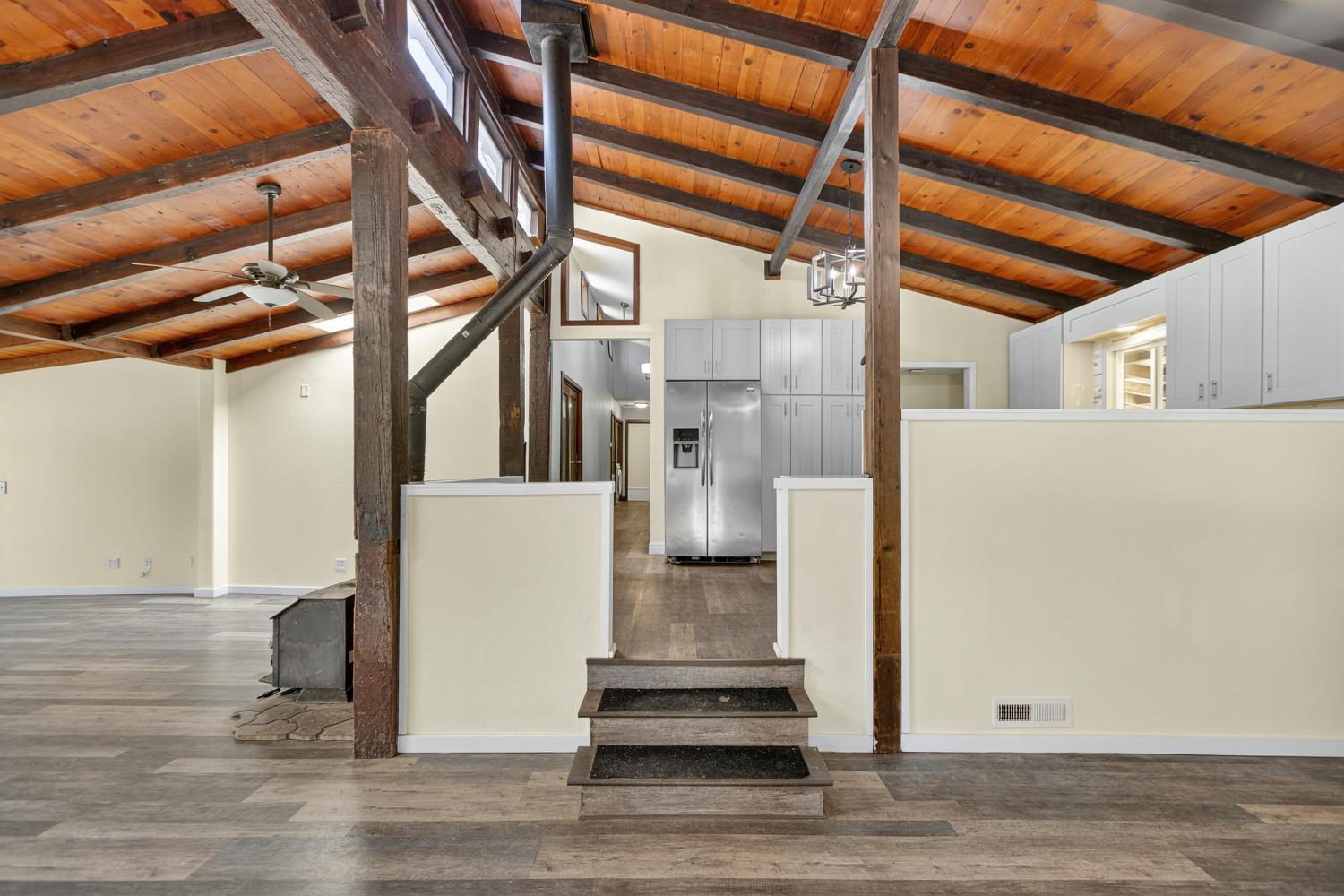 36 Crystal Pines Road Oroville, CA 95965 - Photo 6 of 26 a view of entryway