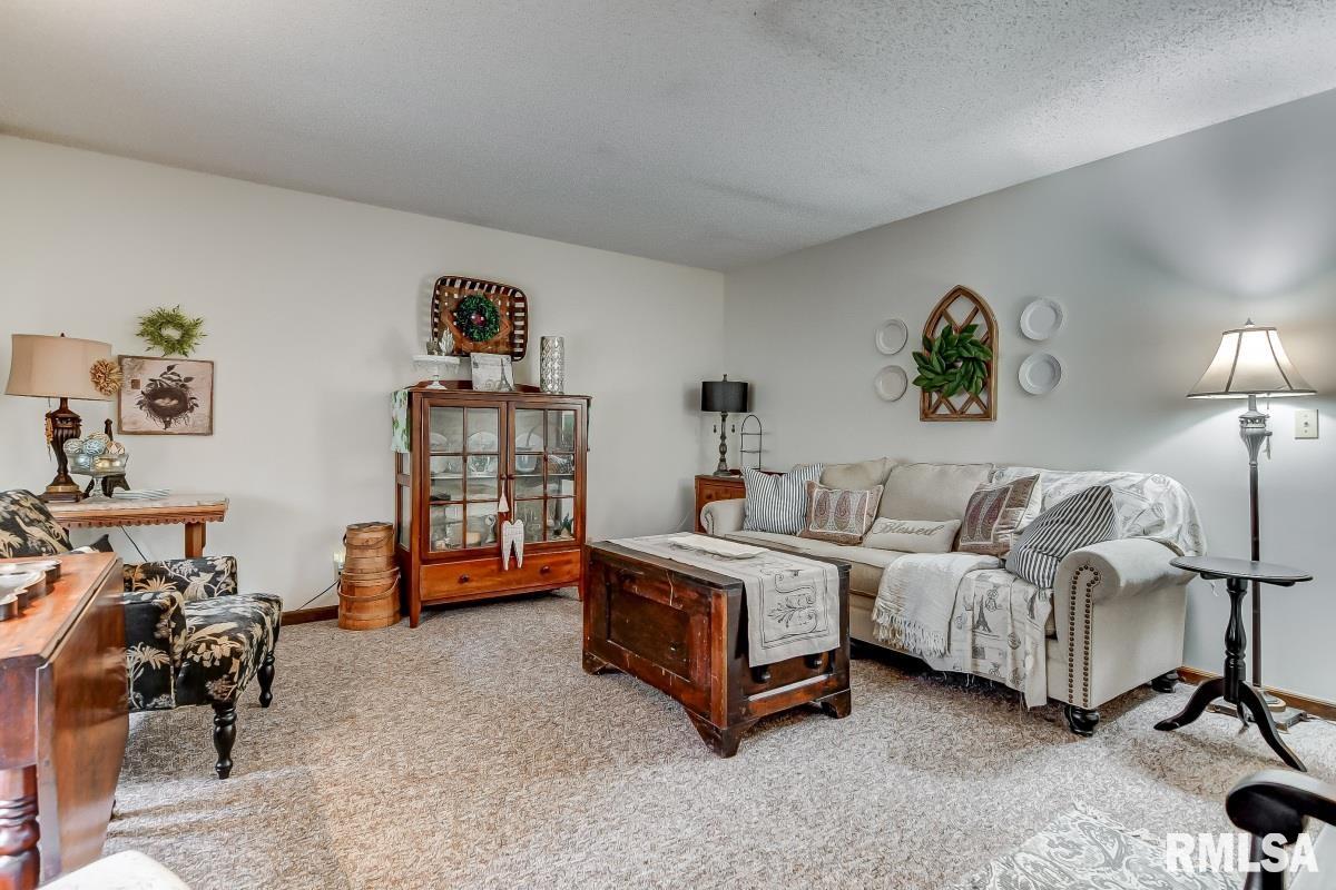 211 Golf Road, Unit A & B Springfield, IL 62704 - Photo 16 of 34 Gallery Image 16