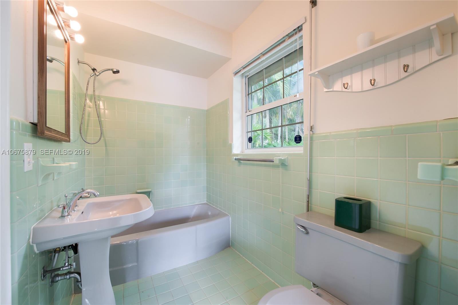 901 Hardee Road Coral Gables, FL 33146 - Photo 15 of 28 Gallery Image 15