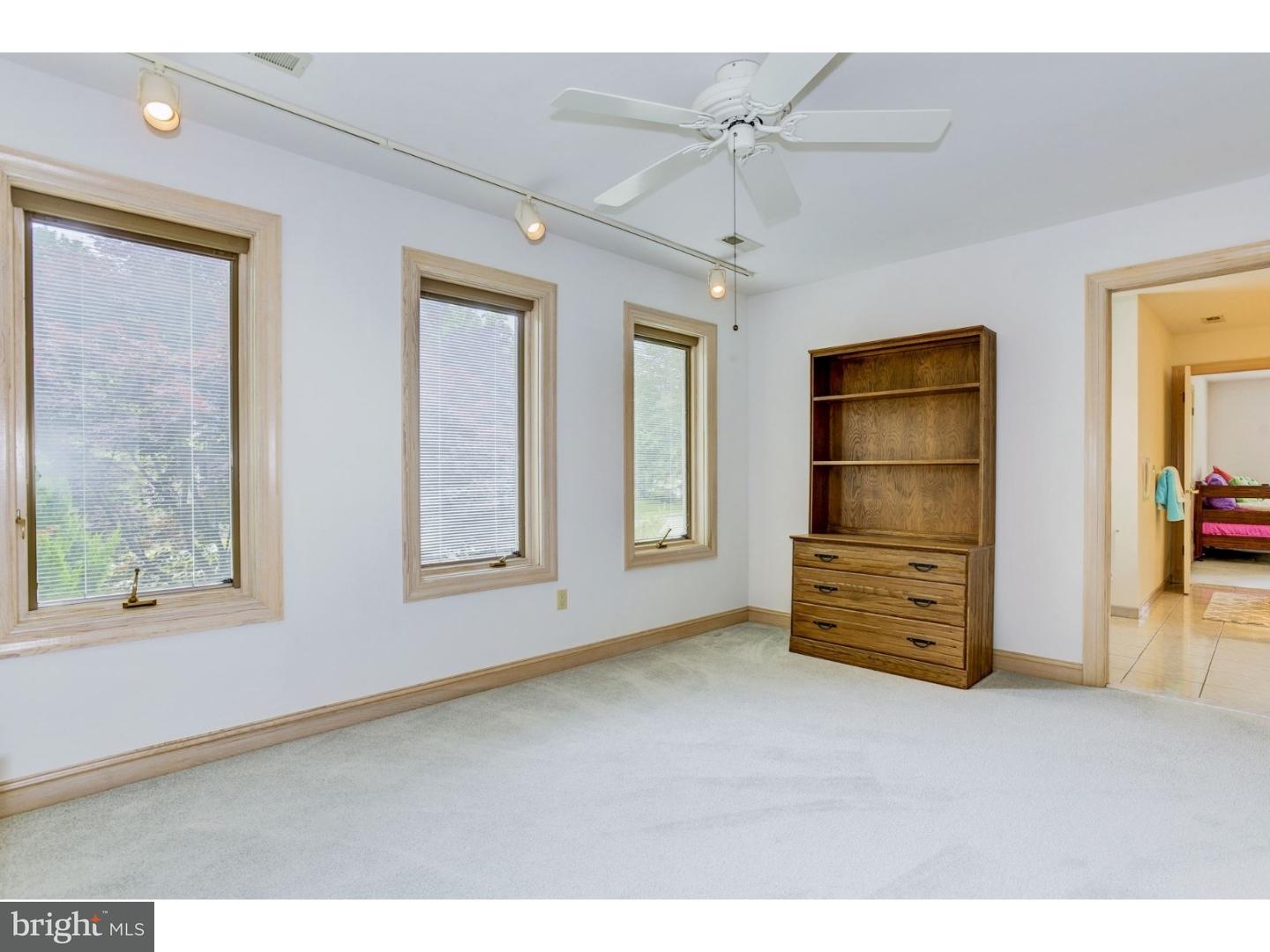 106 Mountainview Road Mount Laurel, NJ 08054 - Photo 17 of 23 Gallery Image 17