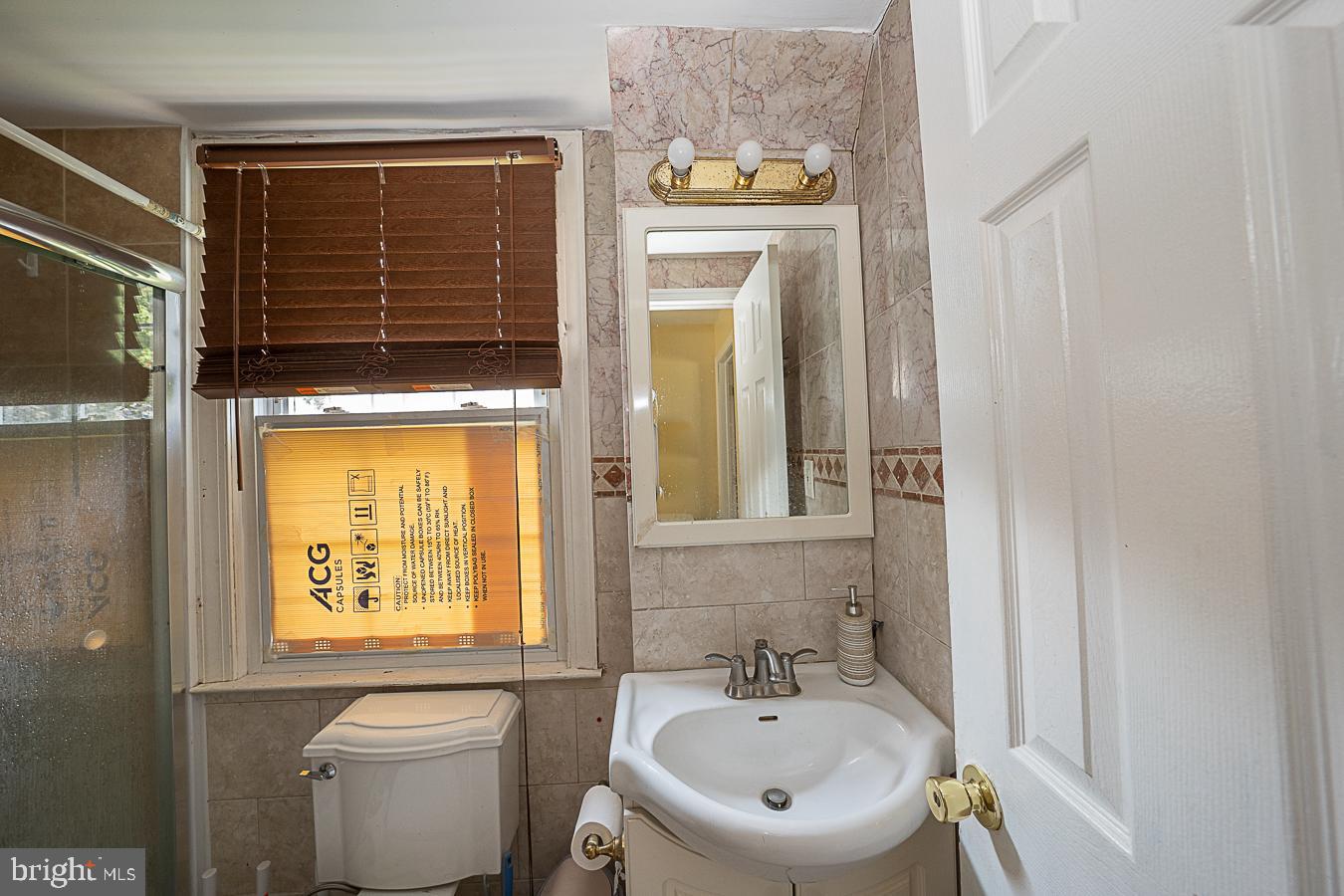 550 Broadview Road Upper Darby, PA 19082 - Photo 19 of 44