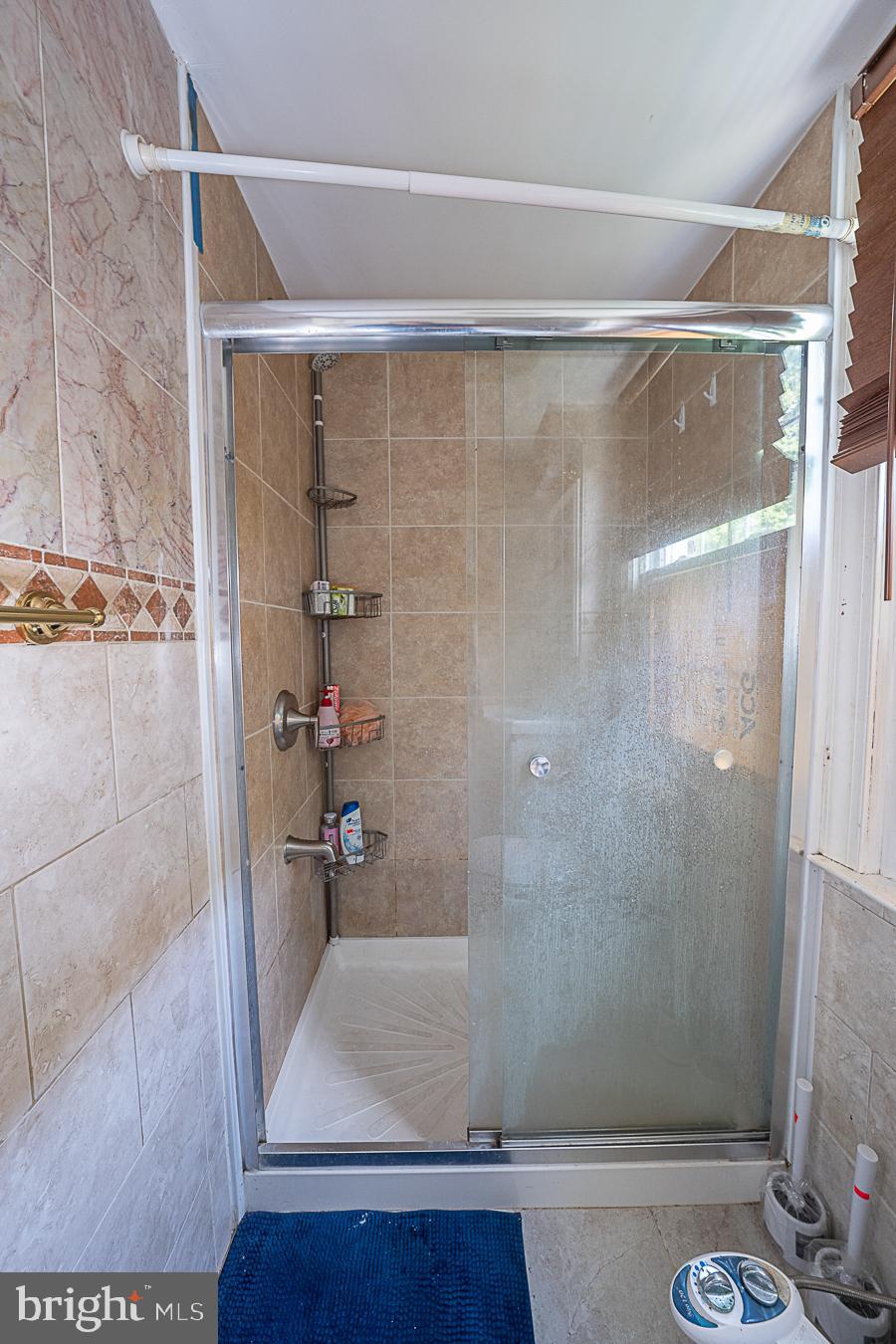 550 Broadview Road Upper Darby, PA 19082 - Photo 21 of 44
