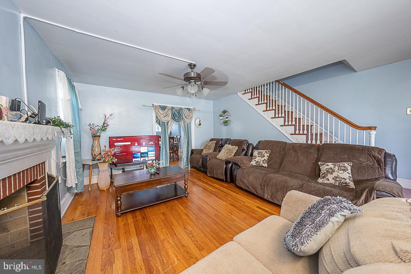 550 Broadview Road Upper Darby, PA 19082 - Photo 5 of 44