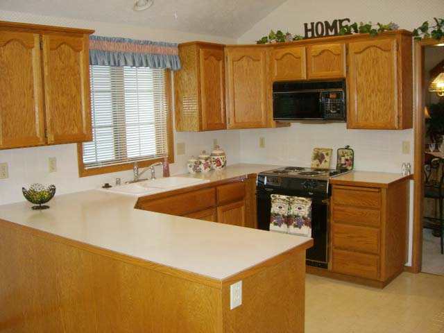 9805 North Ridgecrest Drive Spokane, WA 99208 - Photo 3 of 9 Gallery Image 3