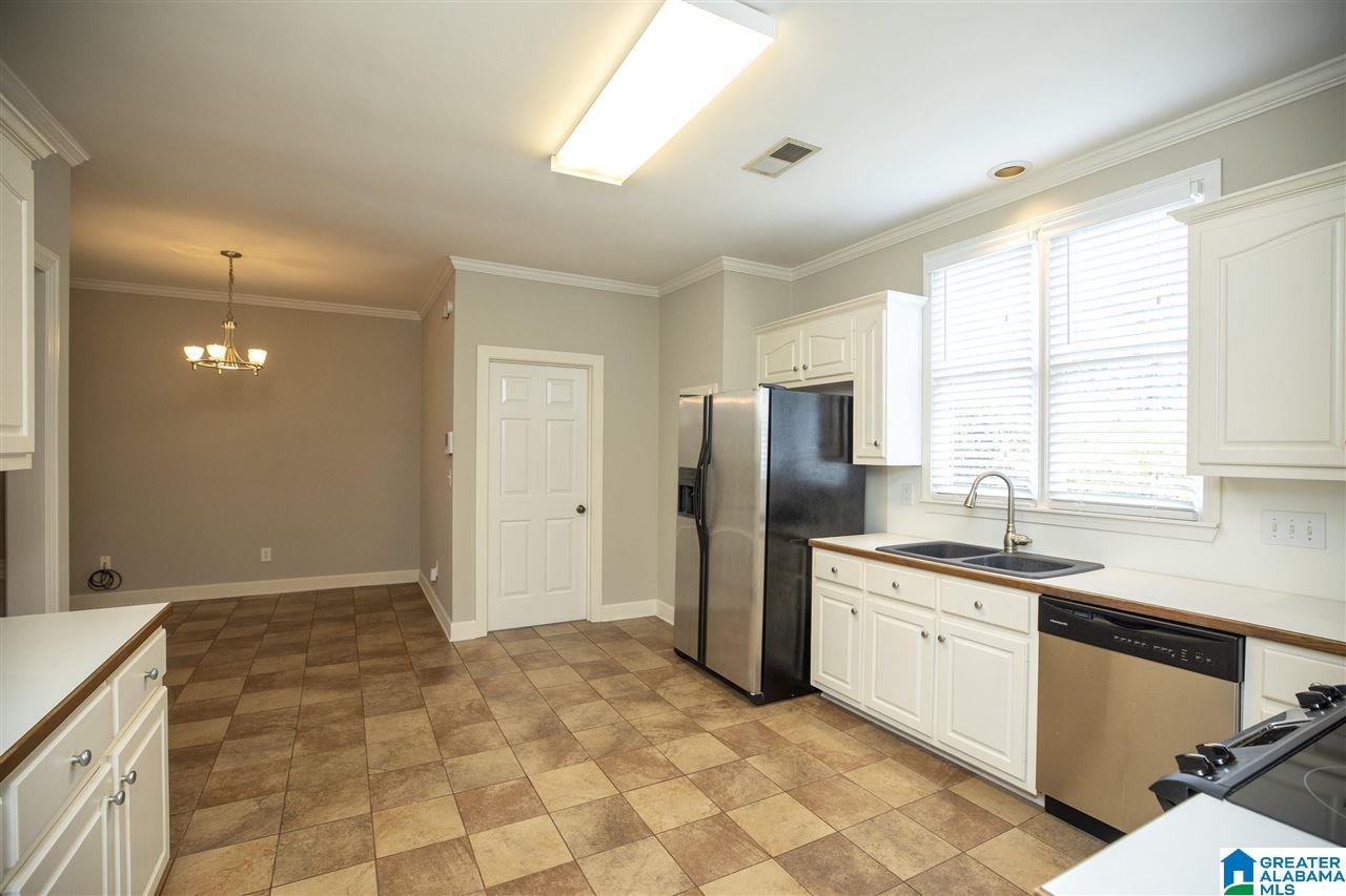 2027 Richelieu Court Birmingham, AL 35216 - Photo 14 of 41
