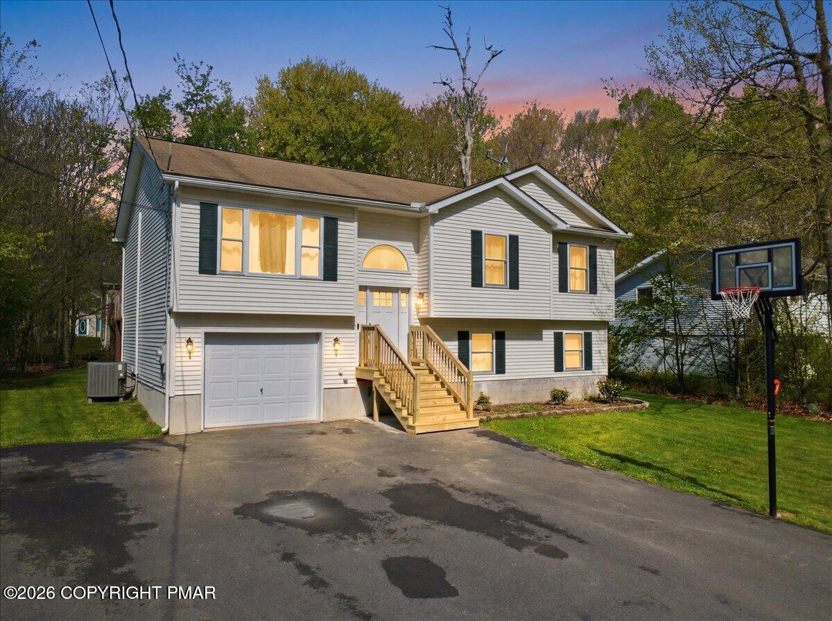 2108 Freedom Way Pocono Summit, PA 18346 - Photo 2 of 92 002-twilight