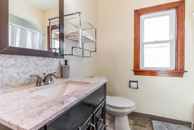 $1,150 | 38 Alexander Avenue, Cheektowaga, NY 14211