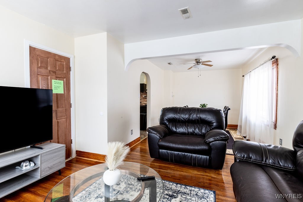 38 Alexander Avenue Cheektowaga, NY 14211 - Photo 5 of 20