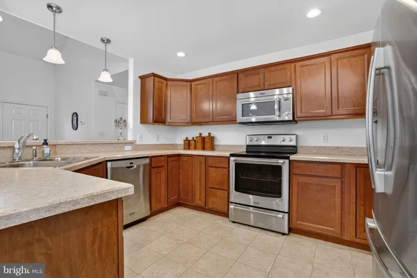 $300,000 | 38027 Davey Jones Boulevard, Greenbackville, VA 23356