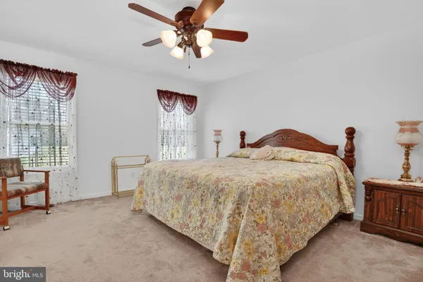 $300,000 | 38027 Davey Jones Boulevard, Greenbackville, VA 23356