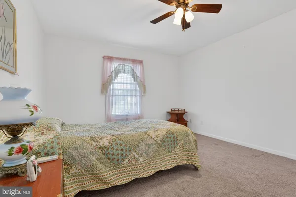 $300,000 | 38027 Davey Jones Boulevard, Greenbackville, VA 23356