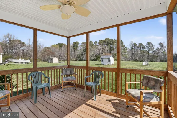 $300,000 | 38027 Davey Jones Boulevard, Greenbackville, VA 23356