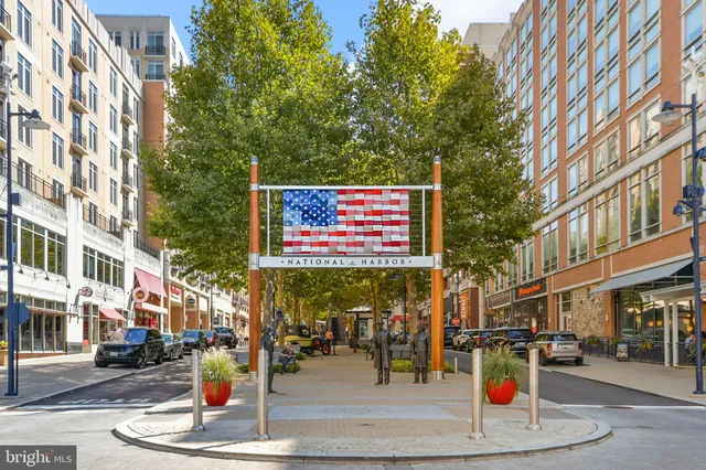 $699,997 | 509 Rampart Way, Unit 19, Oxon Hill, MD 20745