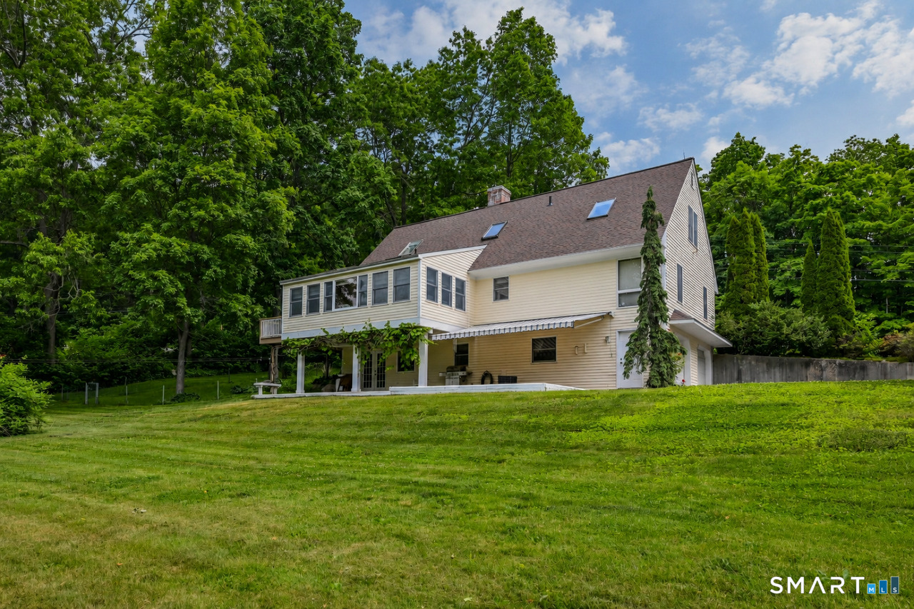 494 Nonnewaug Road Bethlehem, CT 06751 - Photo 27 of 40