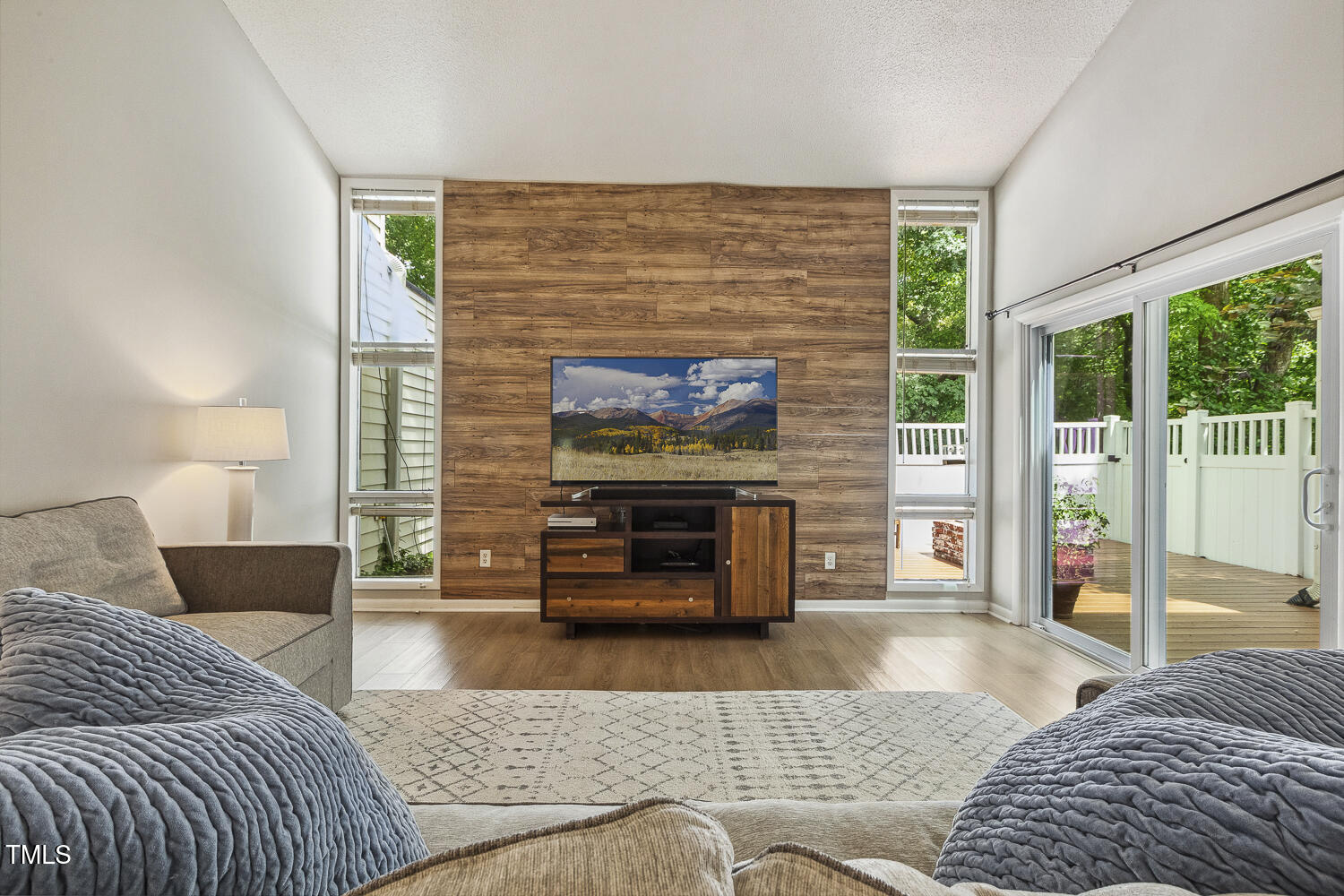 4645 Edwards Mill Road Raleigh, NC 27612 - Photo 2 of 18 007