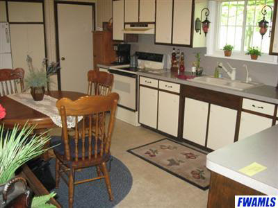 3210 East Yoder Road Fort Wayne, IN 46819 - Photo 7 of 13