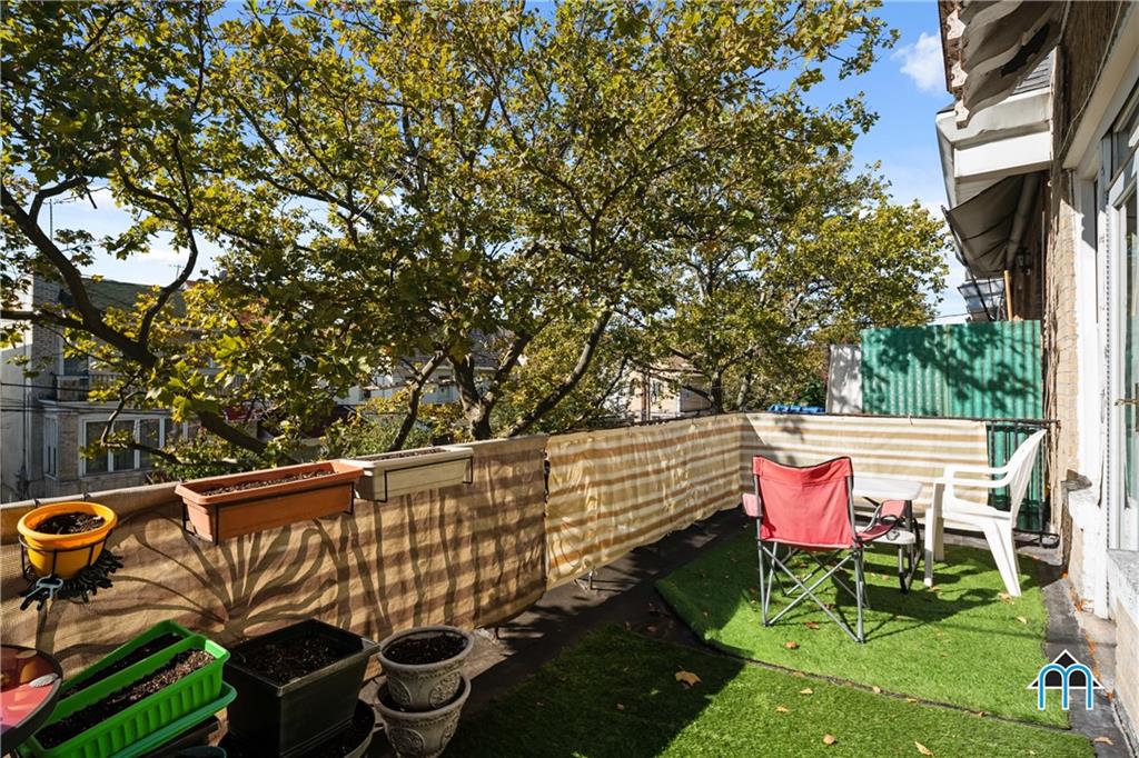 627 68th Street Brooklyn, NY 11220 - Photo 12 of 34