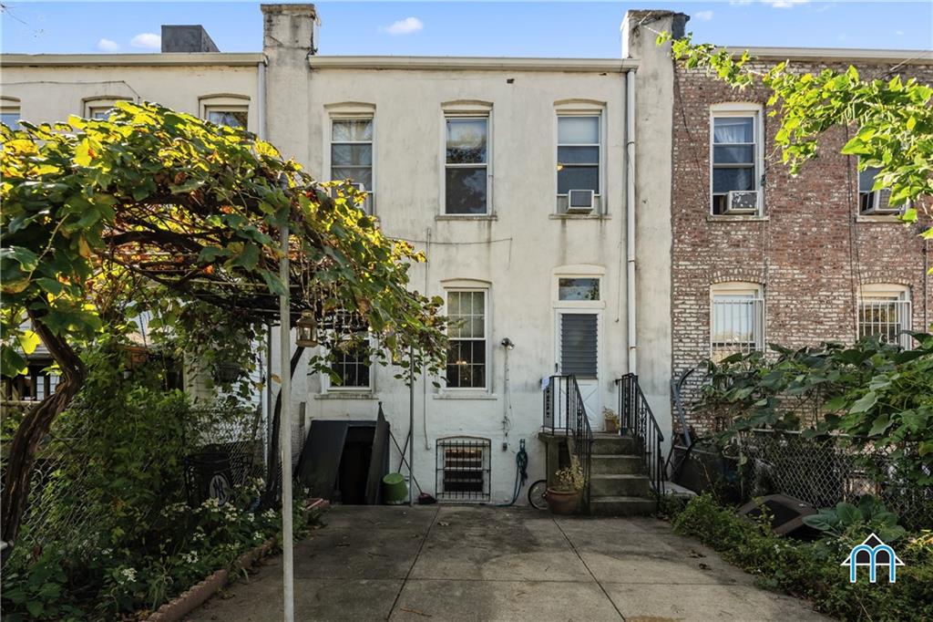 627 68th Street Brooklyn, NY 11220 - Photo 28 of 34
