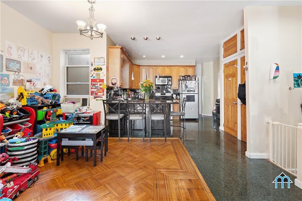 627 68th Street Brooklyn, NY 11220 - Photo 5 of 34