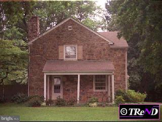 512 Fairview Road Penn Valley, PA 19072 - Photo 1 of 1 a front view of a house with garden