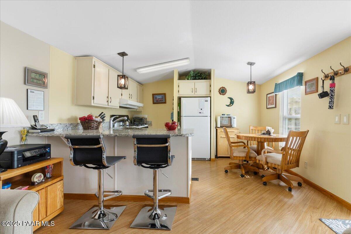 2521 Hilltop Road Prescott, AZ 86301 - Photo 15 of 47 15-Kitchen