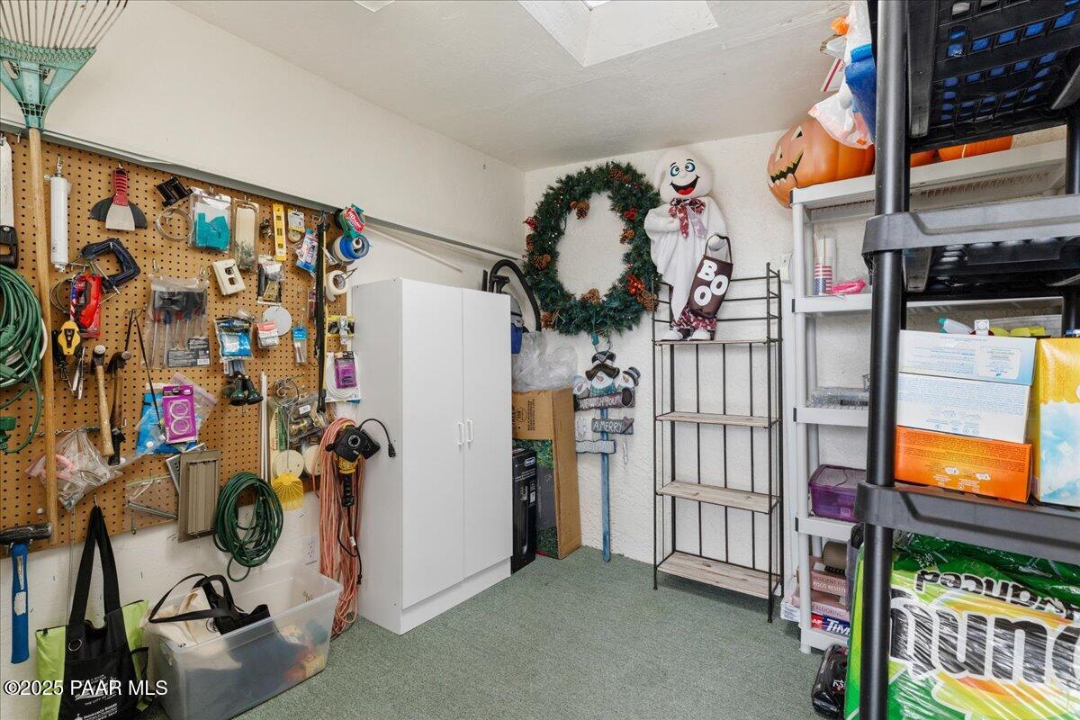 2521 Hilltop Road Prescott, AZ 86301 - Photo 22 of 47 22-Storage