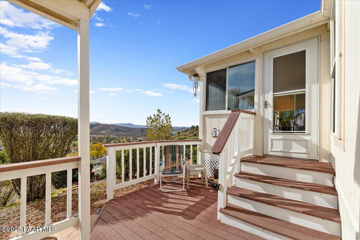 2521 Hilltop Road Prescott, AZ 86301 - Photo 6 of 47 06-Front Deck