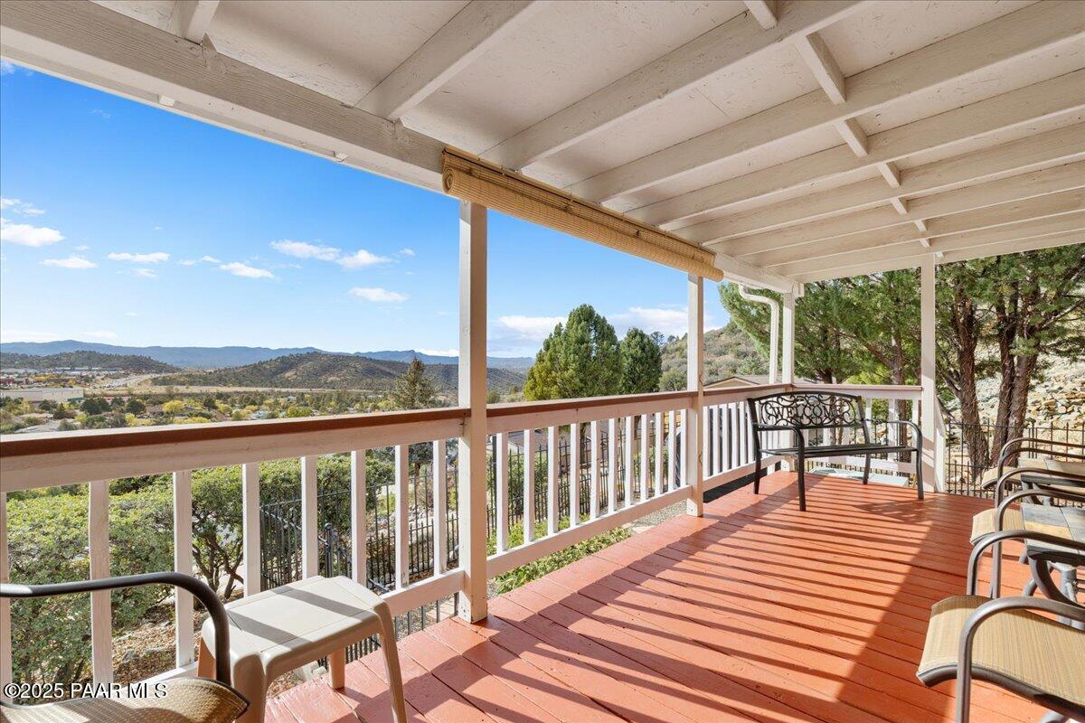2521 Hilltop Road Prescott, AZ 86301 - Photo 8 of 47 08-Deck