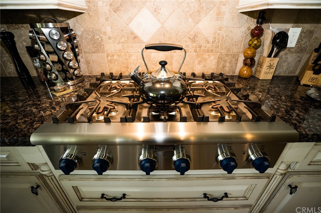 822 San Nicholas Drive Walnut, CA 91789 - Photo 12 of 27