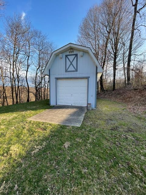 2491 Tilbrook Road Monroeville, PA 15146 - Photo 17 of 21 Gallery Image 17