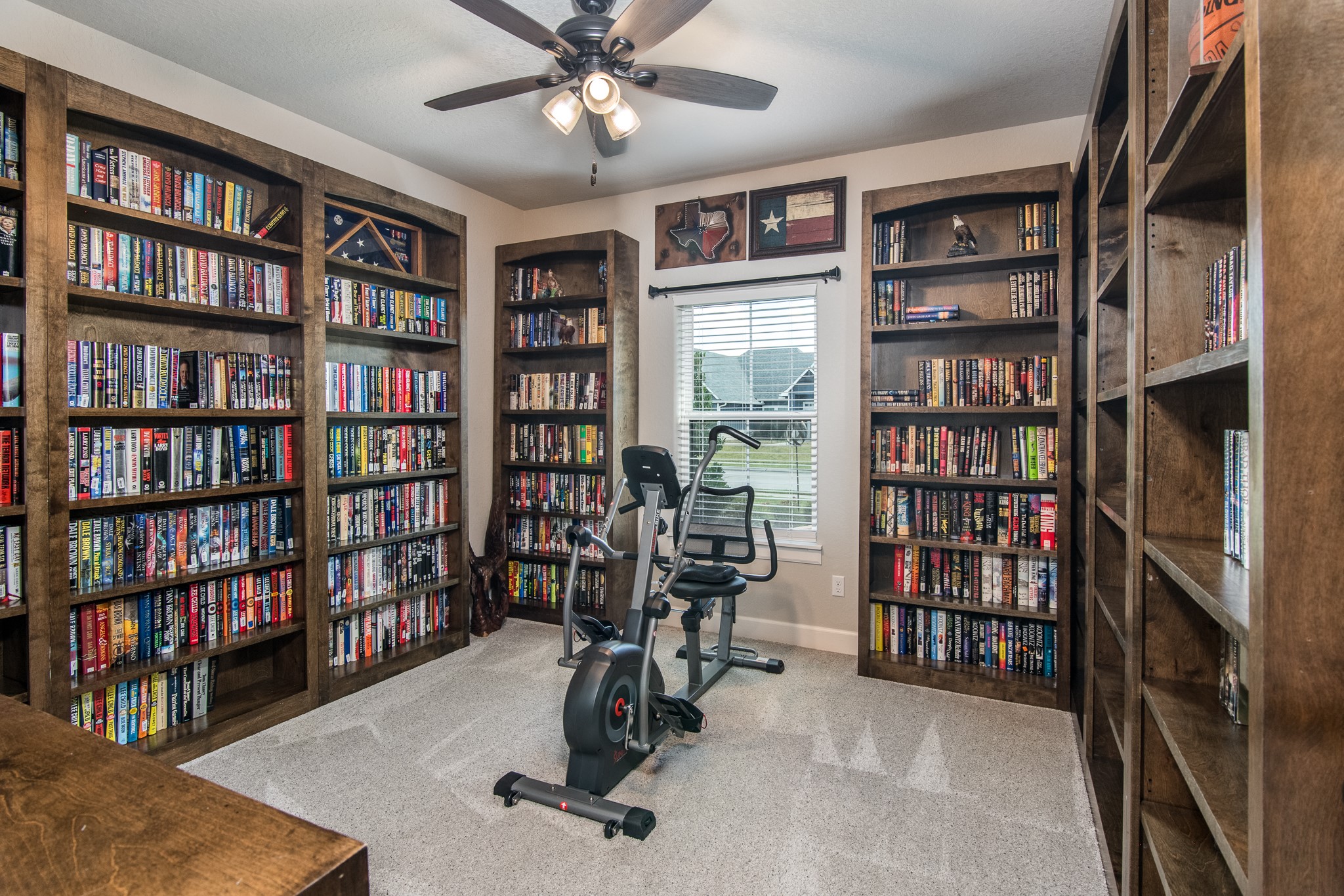 1 Greystone Court Angleton, TX 77515 - Photo 15 of 28 Secondary bedroom downstairs