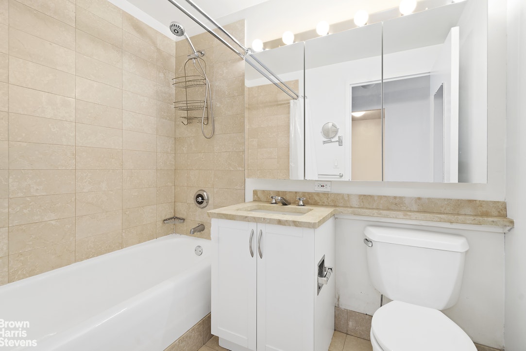 250 East 30th Street, Unit 3C Manhattan, NY 10016 - Photo 4 of 11