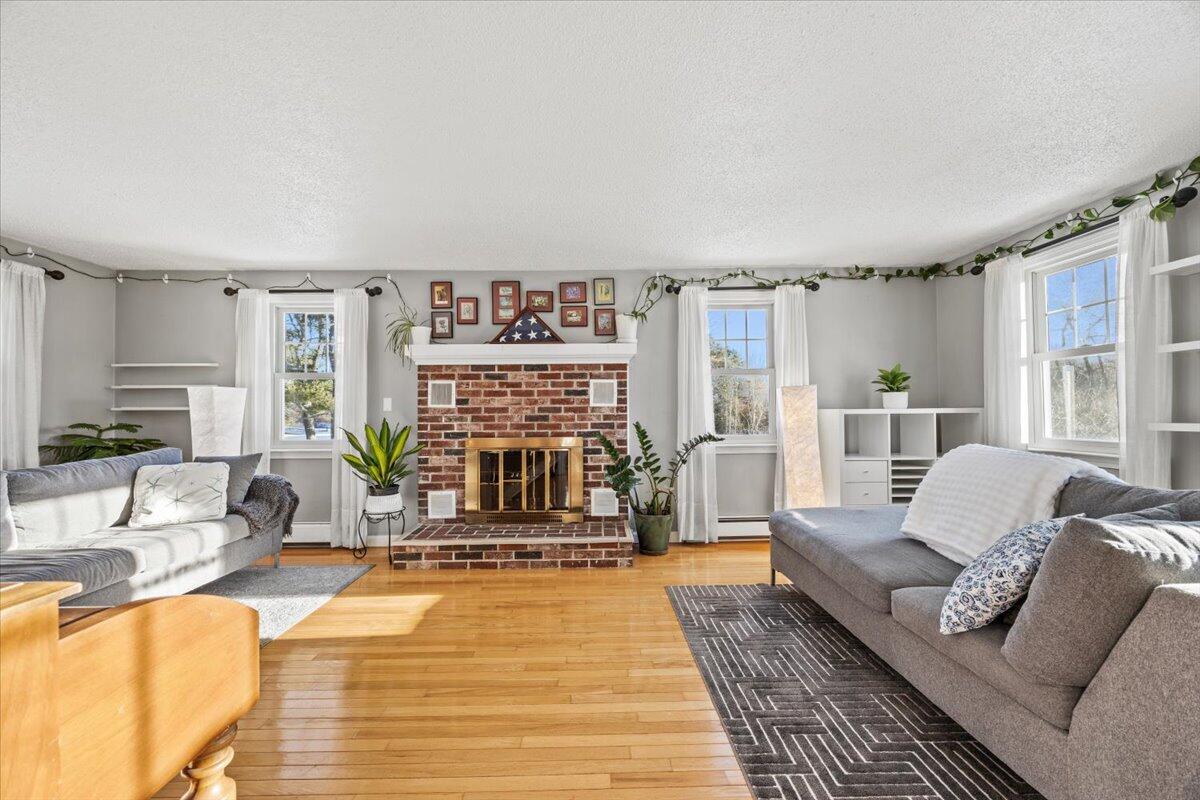 11 Spurwink Road Scarborough, ME 04074 - Photo 14 of 40 17-11 Spurwink-17