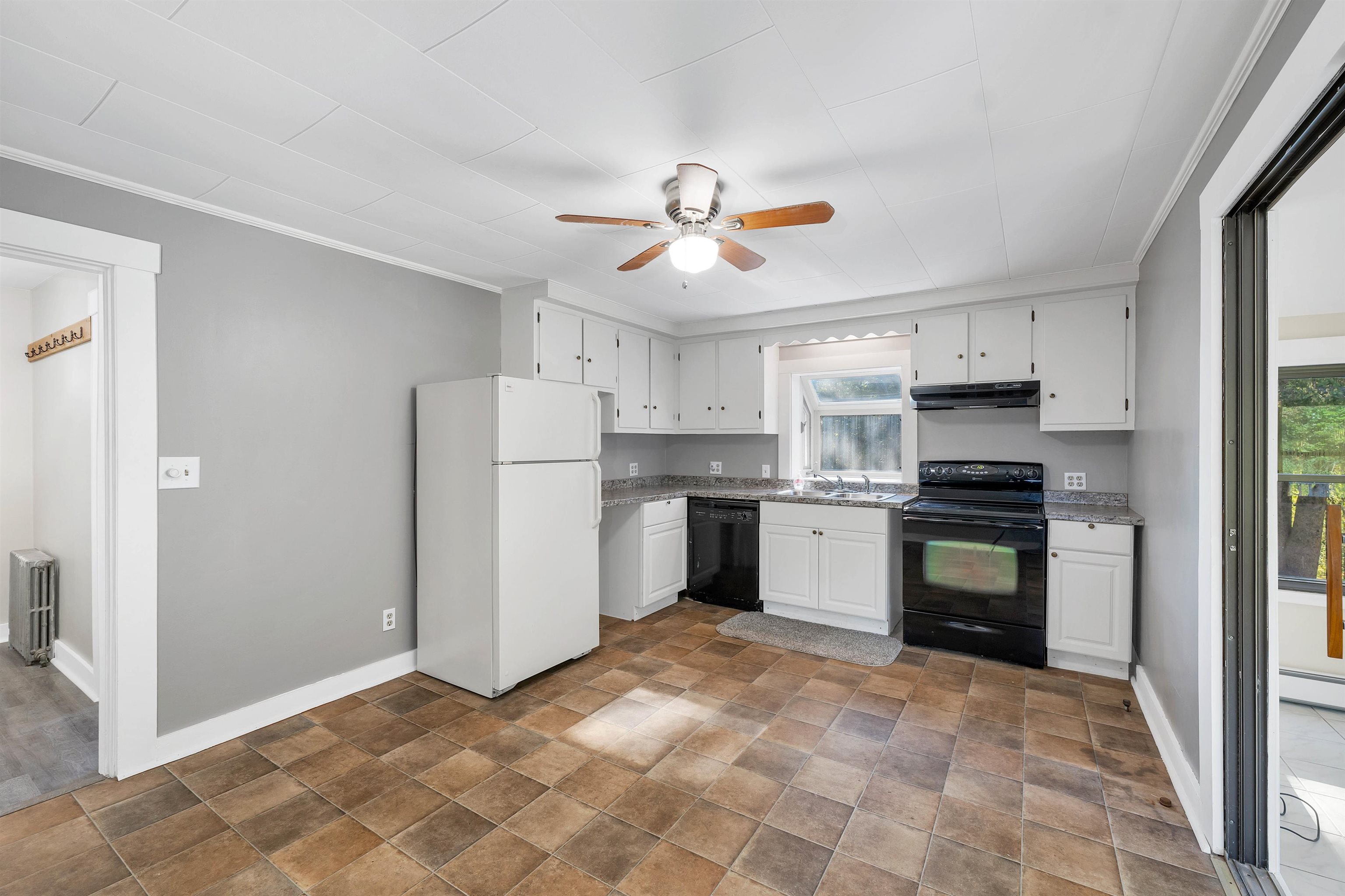 45 Old Bay Road New Durham, NH 03855 - Photo 8 of 59