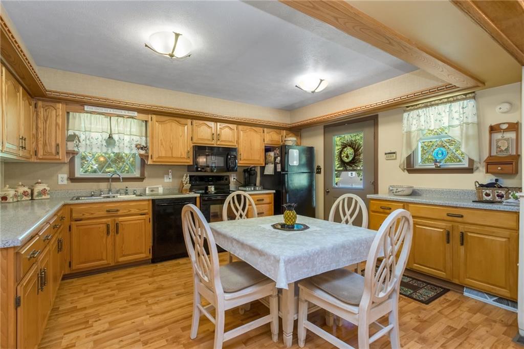 150 Gillen Road Beaver Falls, PA 15010 - Photo 4 of 25 Gallery Image 4