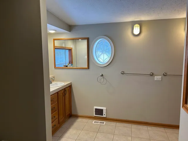 $344,900 | 8715 Little Bend Court, Middleville, MI 49333