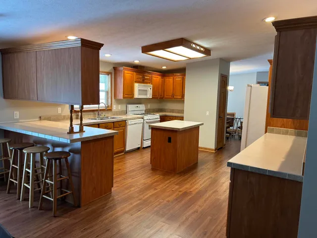 $344,900 | 8715 Little Bend Court, Middleville, MI 49333