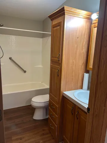 $344,900 | 8715 Little Bend Court, Middleville, MI 49333