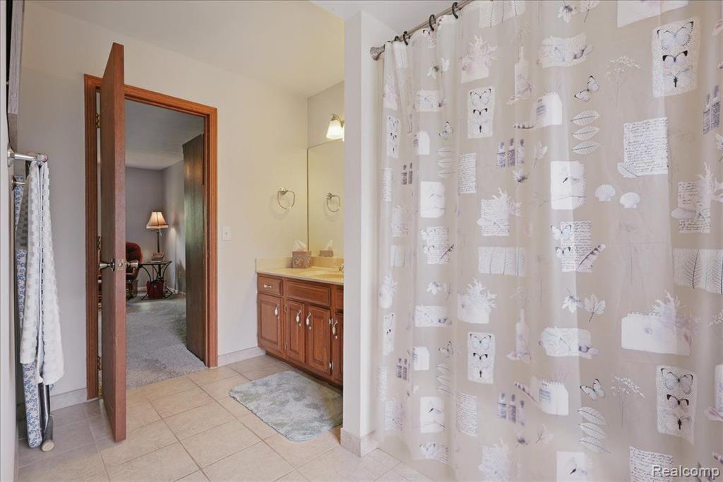 6582 Ridgeview Drive Clarkston, MI 48346 - Photo 34 of 45