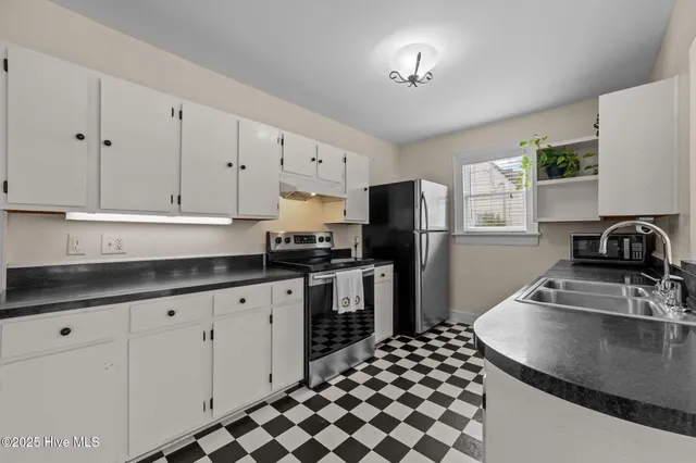 $230,000 | 3342 North Contentnea Street, Farmville, NC 27828