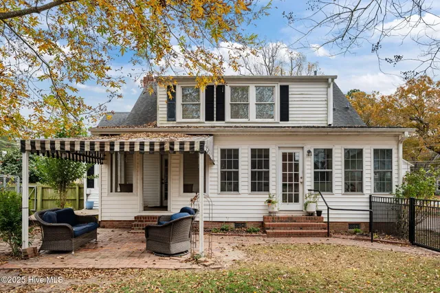 $230,000 | 3342 North Contentnea Street, Farmville, NC 27828