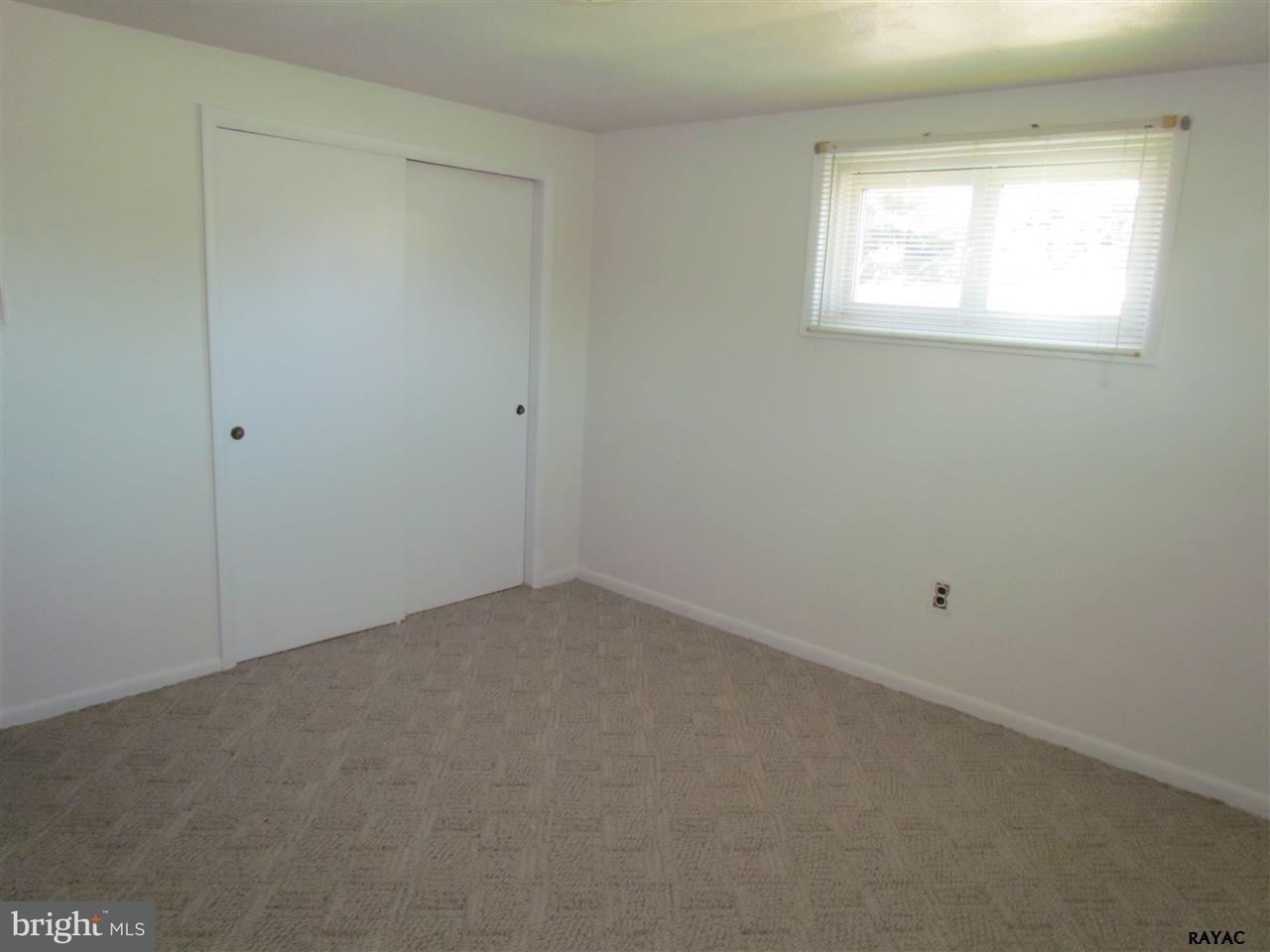 2080 Teslin Road York, PA 17404 - Photo 14 of 28
