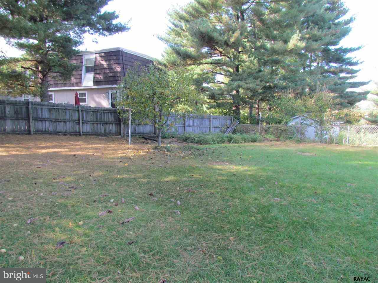 2080 Teslin Road York, PA 17404 - Photo 26 of 28