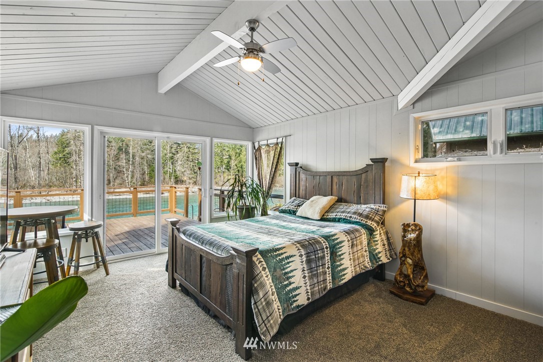 43825 Fir Road Gold Bar, WA 98251 - Photo 19 of 35 a bedroom with a bed and a table