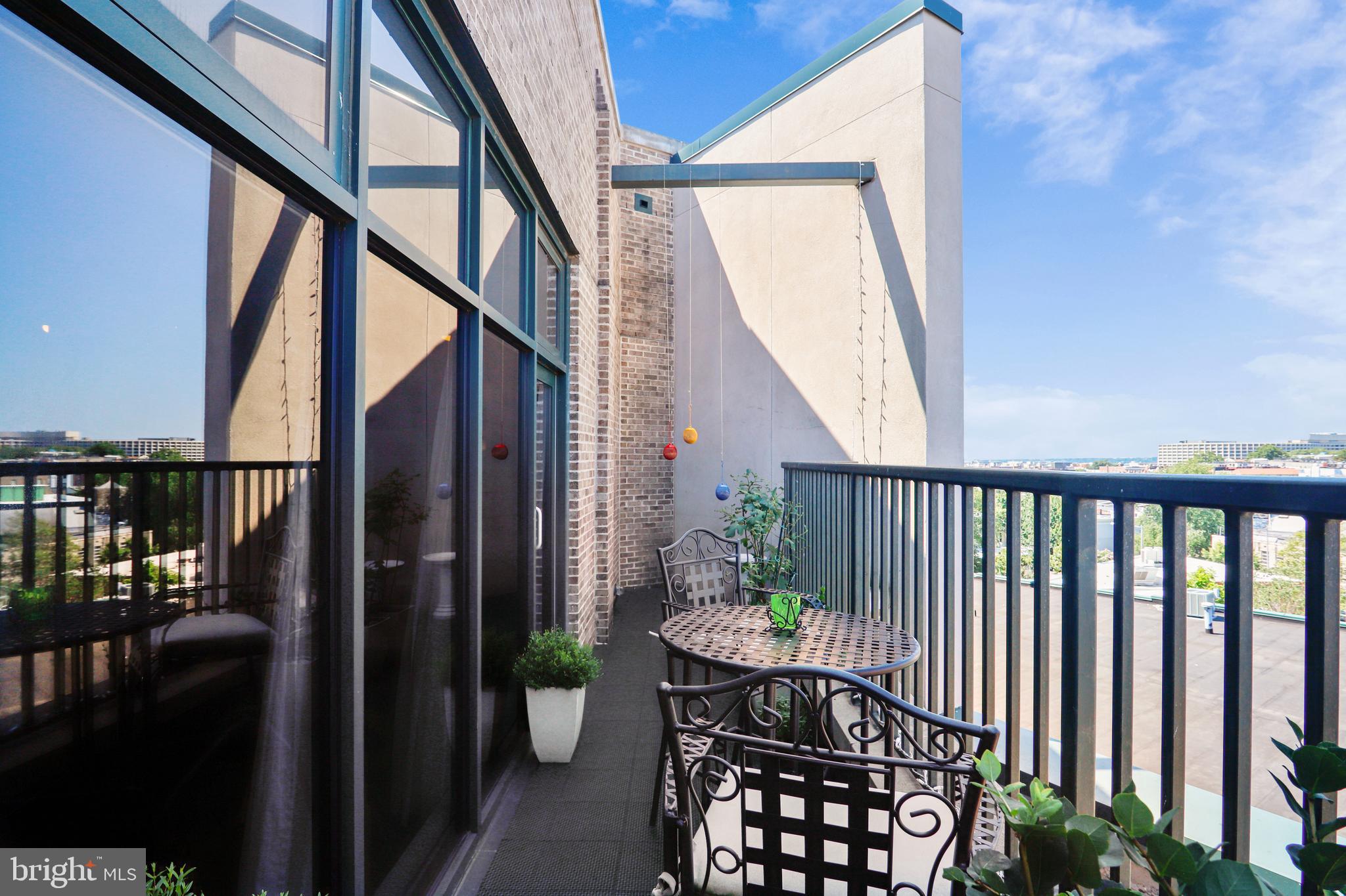 1701 Kalorama Road Northwest, Unit 414 Washington, DC 20009 - Photo 5 of 51