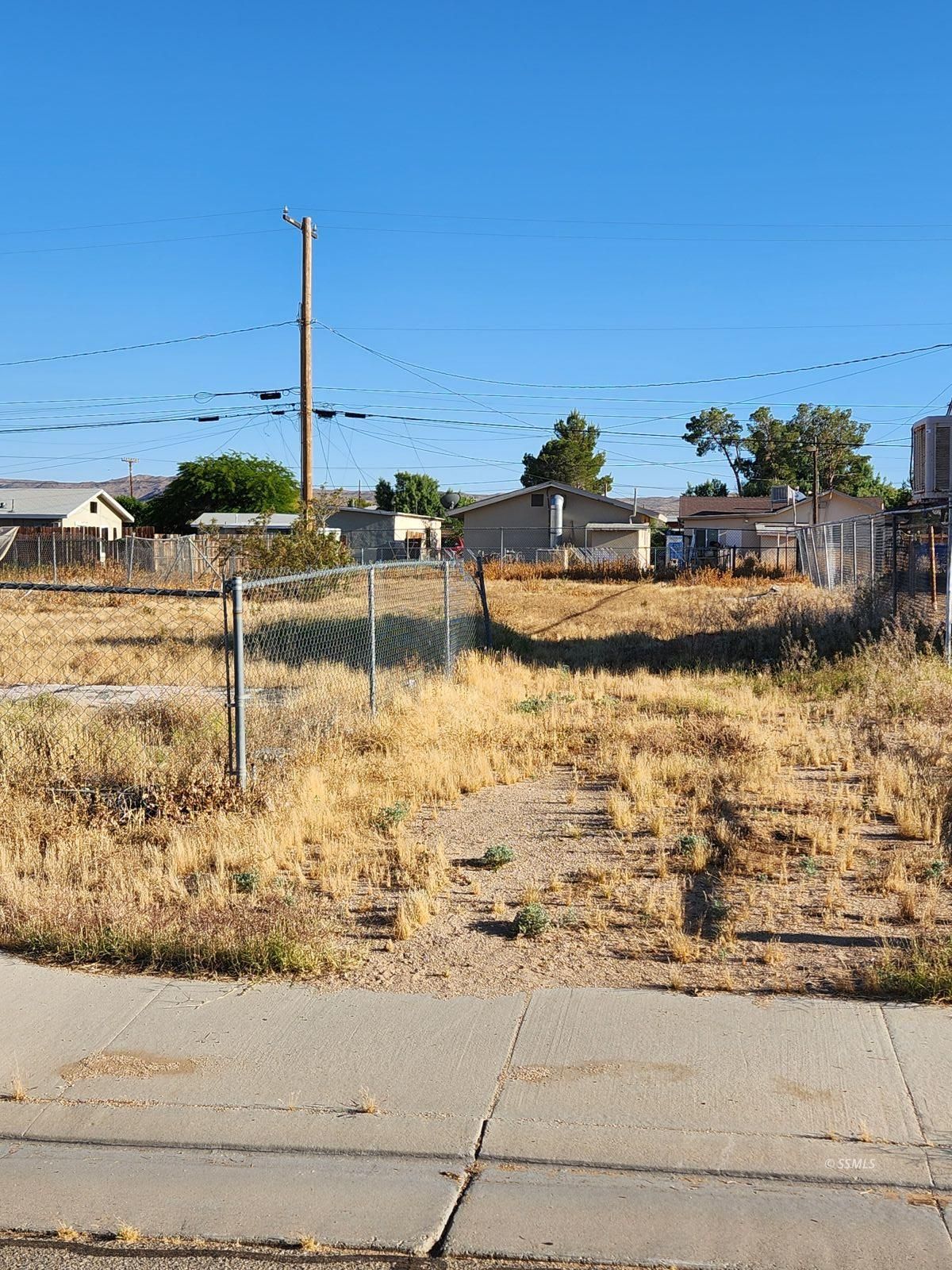315 West Wilson Avenue Ridgecrest, CA 93555 - Photo 5 of 13