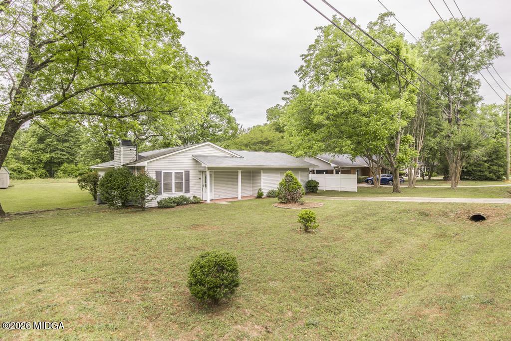 3378 South Walden Road Macon, GA 31216 - Photo 7 of 40 3378 S Walden Rd 7