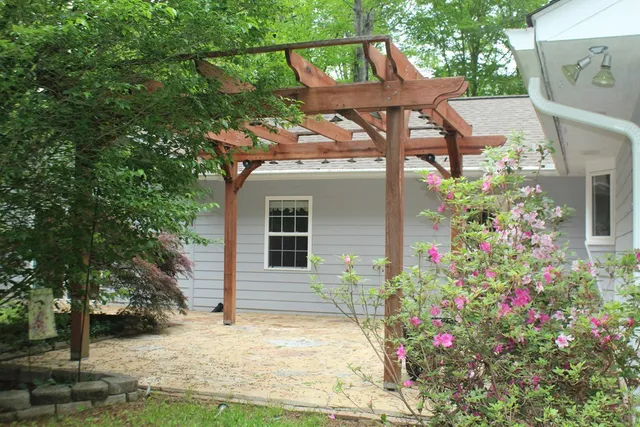 $350,000 | 6961 Wood Lake Circle, Young Harris, GA 30582