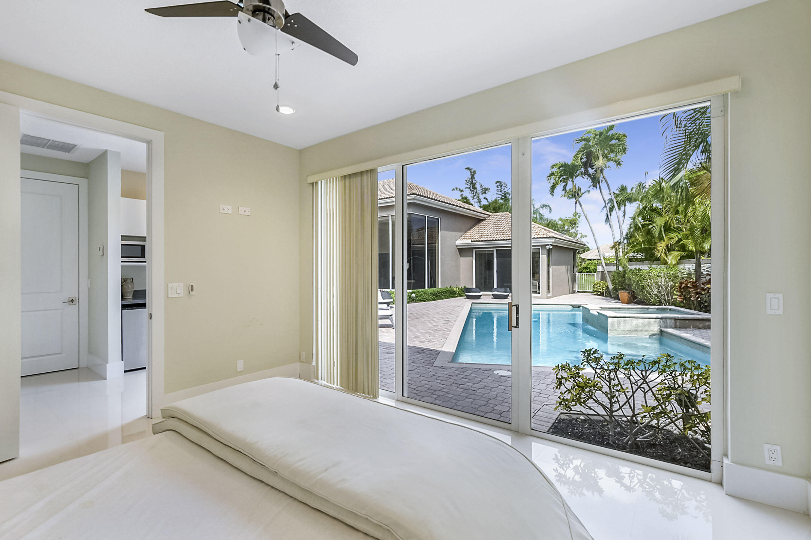 2550 Northwest 64th Boulevard Boca Raton, FL 33496 - Photo 12 of 58 13_ebf_2605